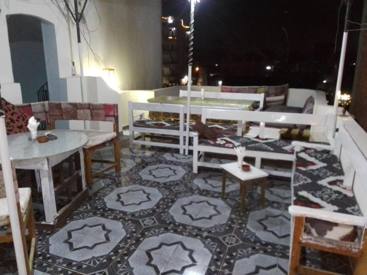 One Love Guesthouse & Restaurant Luxor Exteriér fotografie
