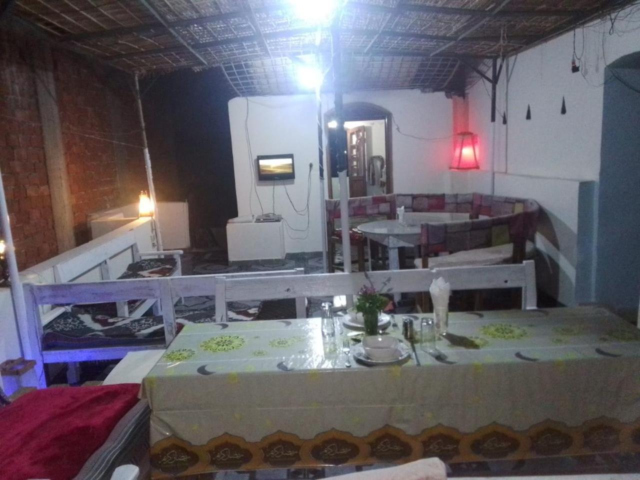 One Love Guesthouse & Restaurant Luxor Exteriér fotografie